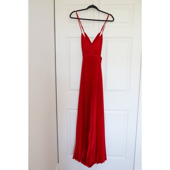 Ever New Geri Tie Back Pleated Dress - Picture 3 of 8